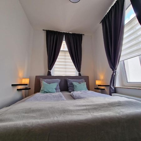 Ferienwohnung Mit Fitnessstudio Top1 Plauen Exterior foto